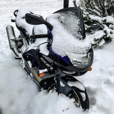 Winterschlaf für das Motorrad.